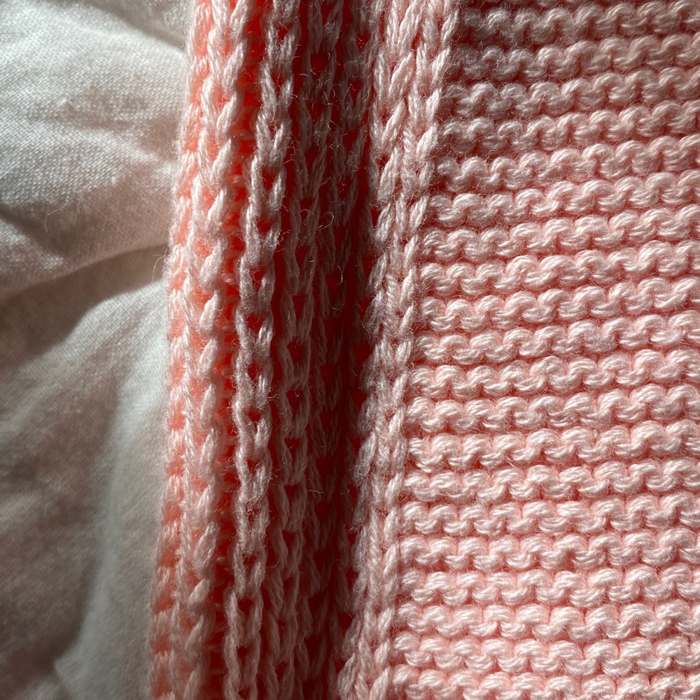 Banana Republic Factory Pink Sleeveless Sweater: Textured sweater tank NWT - Picture 7 of 8